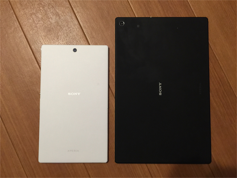 Xperia Z3 Tablet CompactとXperia Z2 Tabletで背面を比較