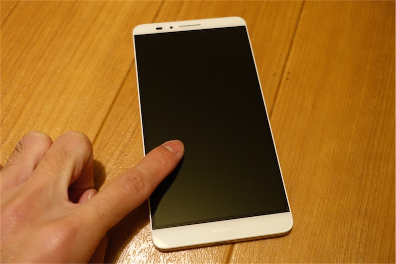Ascend Mate7 用の画面保護フィルム