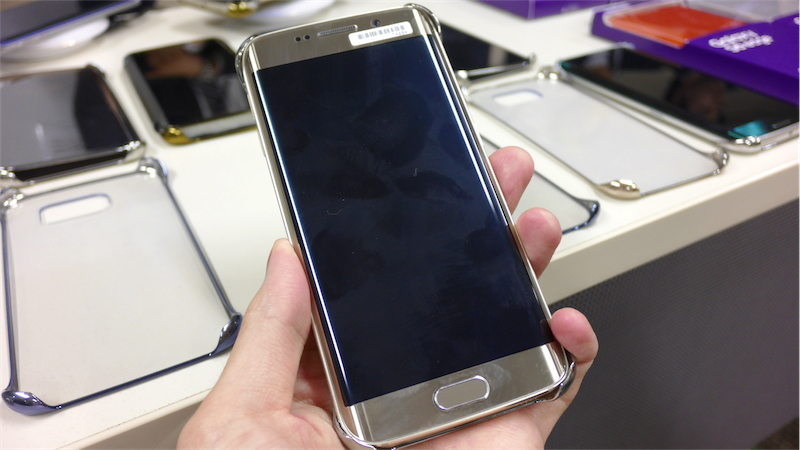 Galaxy S6/S6 edge用の純正アクセサリー