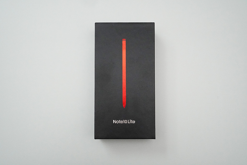 Galaxy Note10 Lite（Aura Red）の化粧箱